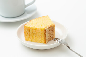 バウムクーヘンとコーヒー　白バック