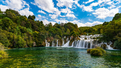 Obraz premium Wasserfall im Krka Nationalpark