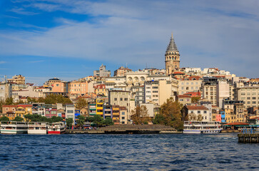 Fototapeta premium Bosphorus Strait with a ferry near Galata Bridge in Istanbul, Turkey