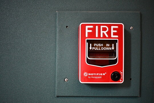 Notifier brand fire alarm pull station.