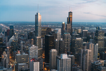 Fototapeta premium Skyscrapers in the chicago at twilight viewed from an observation deck