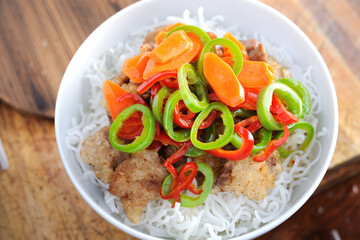 Healthy Rice Noodle Stir Fry with Fresh Vegetables | Colorful Asian Vegetable Noodle Dish in 4K Ultra HD | Vegan and Gluten-Free Asian Cuisine