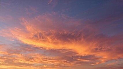 Fototapeta premium Radiant twilight sky with fluffy clouds