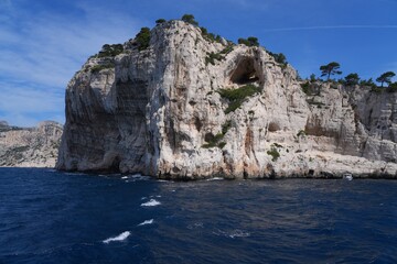Fototapeta premium View of the Calanques de Cassis, a national park of limestone cliffs over the Mediterranean Sea near Marseilles, France