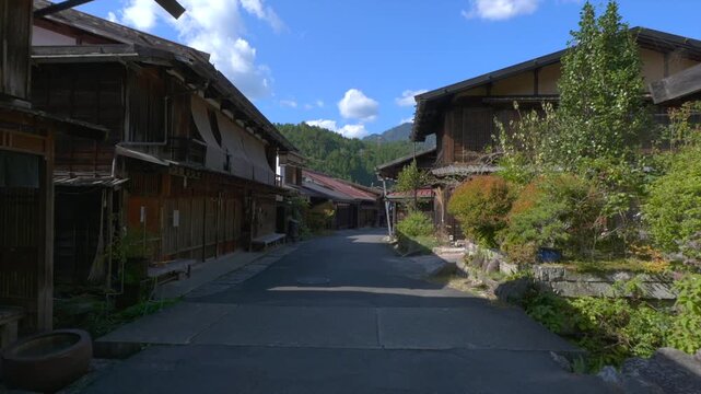 妻籠宿のレトロな街並み