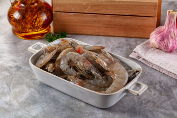 Raw fresh tiger prawn in the bowl