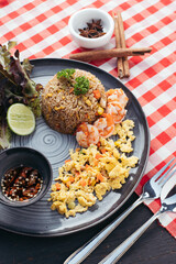 Delicious Fried Rice with Shrimp and Scrambled Eggs