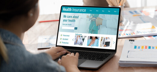 Health insurance web site brisk registration system for easy form filling