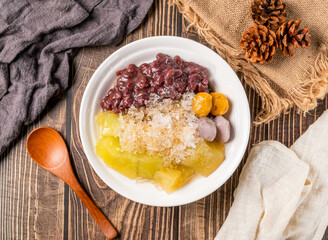 Sweet Dessert Bowl with Red Beans, Icy Taro, and Sweet Potato Rice top view of Taiwan food