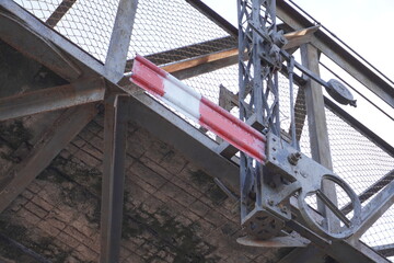 railroad crossing sign red and white