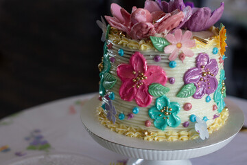 wedding cake with flowers