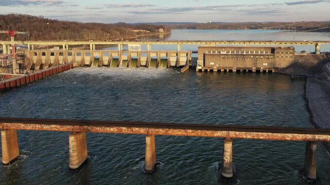 Stunning 4K drone footage of Chickamauga Dam, showcasing its structure, the Tennessee River, and scenic beauty. Perfect for infrastructure, travel, or history projects.