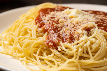 ミートソースのパスタ