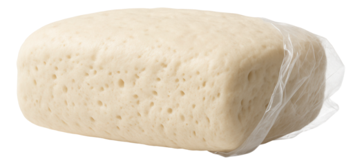 Petri dish displaying a concentric arrangement of edible flower petals and microgreens for modernist cuisine presentation