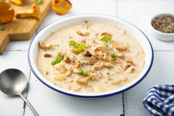 Homemade chanterelle stew with cream