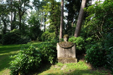 Waldfriedhof Sennefriedhof in der Natur in Bielefeld