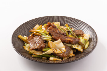 牛肉のオイスターソース炒め（キャベツ　アスパラガス）