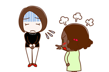 （複数）真っ青になって謝罪する女性とカンカンに怒りながら怒鳴り責めるアフリカ系少女