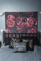 Obraz premium Bed bedroom sheets interiors indoors room details well made