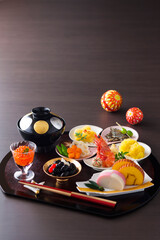 【おせち料理】新年をお祝いするお正月。おせち料理を準備して年神様をお迎えします。