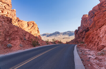 Mouse's Tank Road enters the dramatic red sandstone formations in Valley of Fire state park Nevada