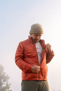 zipping jacket