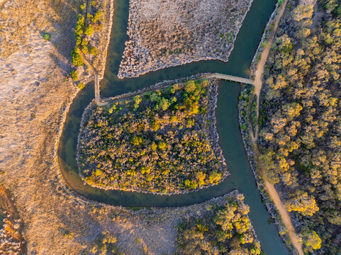Walking tracks and bridges linking islands ain a coastal wetland