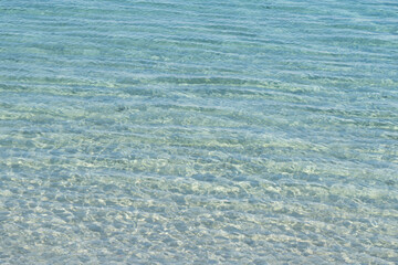 エメラルドブルーの海