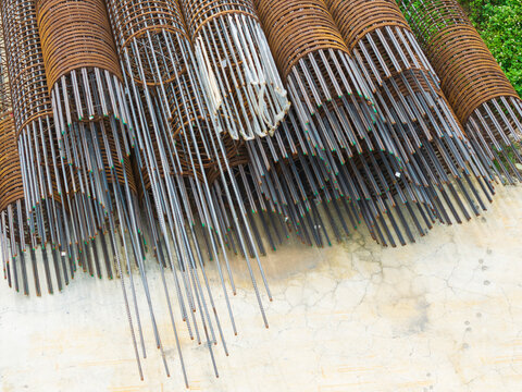 Rebar cages for concrete column reinforcement