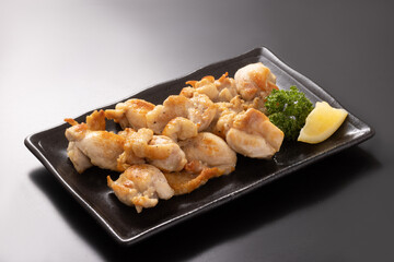 手羽トロ（鶏肩肉）塩焼き