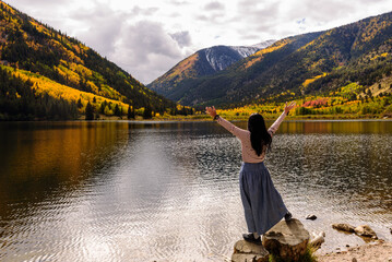 Serene Autumn: A Tourist’s Peaceful Visit to Cottonwood Lake. Colorado Fall