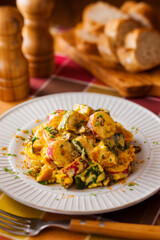 【かぼちゃとさつまいものサラダ】かぼちゃとさつまいもをレーズンとマヨネーズ・ヨーグルトで和えカレー風味に仕上げました。自然な甘みが嬉しい秋色サラダ。