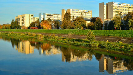 Fototapeta premium The banks of the Mures River on a late autumn afternoon