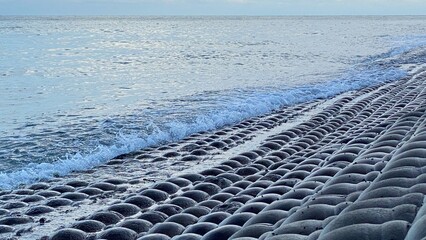 wave track the rounded 