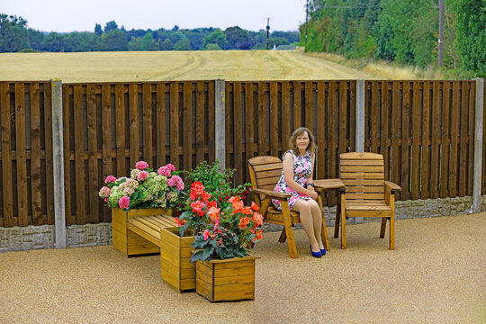 New garden room on the resin driveway.
