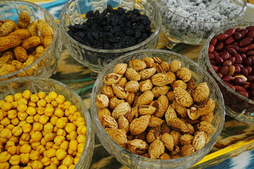Uzbekistan Samarkand Almond and Nuts - ウズベキスタン サマルカンド アーモンド ナッツ