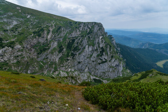 Wielka Turnia Malolacka - Precipitous walls composed of Jurassic and Cretaceous limestone.