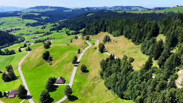 Schallenbergpass im Kanton Bern, Schweiz, Luftaufnahme, August 2025