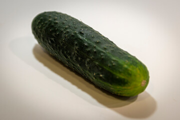Fresh Organic Green Cucumber - Pepino Verde Orgánico Fresco, Whole and Sliced Vegetables for Healthy Cooking - Vegetal Entero y Rebanado para Cocina Saludable