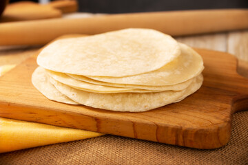 Tortillas de Harina, also called wheat tortilla, is a flat bread made with wheat flour and lard or butter, without yeast, and widely consumed daily in Mexico, especially in the north of the country.