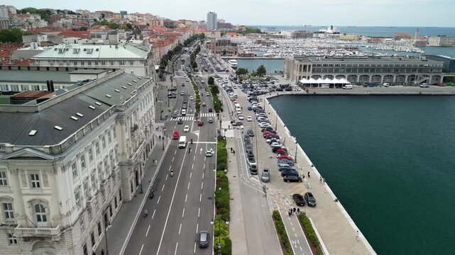Triest - Włochy - gotowy film z drona. Reklama, relacja, filmik.