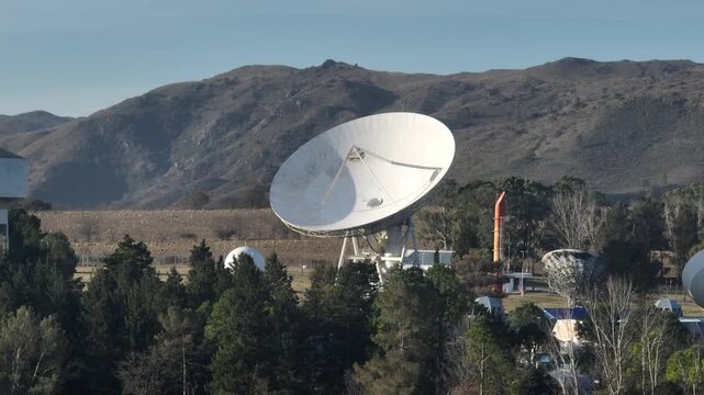 Antenas Parabolicas en las sierras
