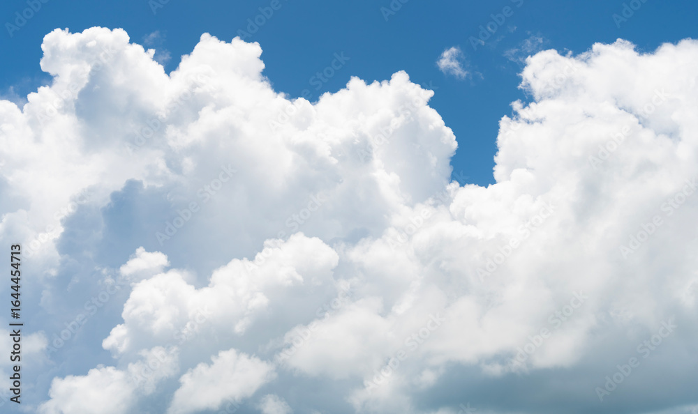 Wall mural sky filled with cloud. overcast scene. cloudy sky view. cloud drifting. cloudy atmospheric backdrop.