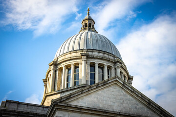 Fototapeta premium aberdeen, city centre, granite city, granite, historic building, dome, cuppola, scotland, uk, europe