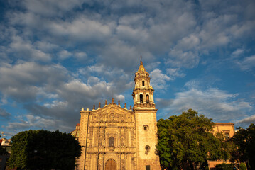 Golden-hour view of the ornate Baroque facade of Templo de Nuestra Se&ntilde;ora del Carmen in San Luis Potos&iacute;, Mexico