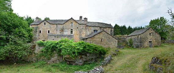 Causse Noir - ferme de la Roujarie