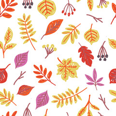 Seamless pattern with autumn leaves, berries and branches on white background. Fall foliage and seasonal nature concept. Hand drawn illustration.