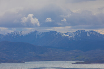 The mountains within the borders of Tunceli province extend in the west-east direction as an extension of the Eastern Taurus Mountains.