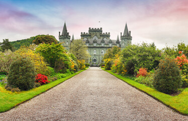 Obraz premium Scotland - Inveraray castle with flower garden, UK