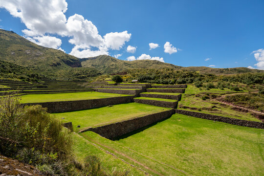 Tipon, valle sur
